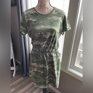 Old navy military print elastic waist summer dress